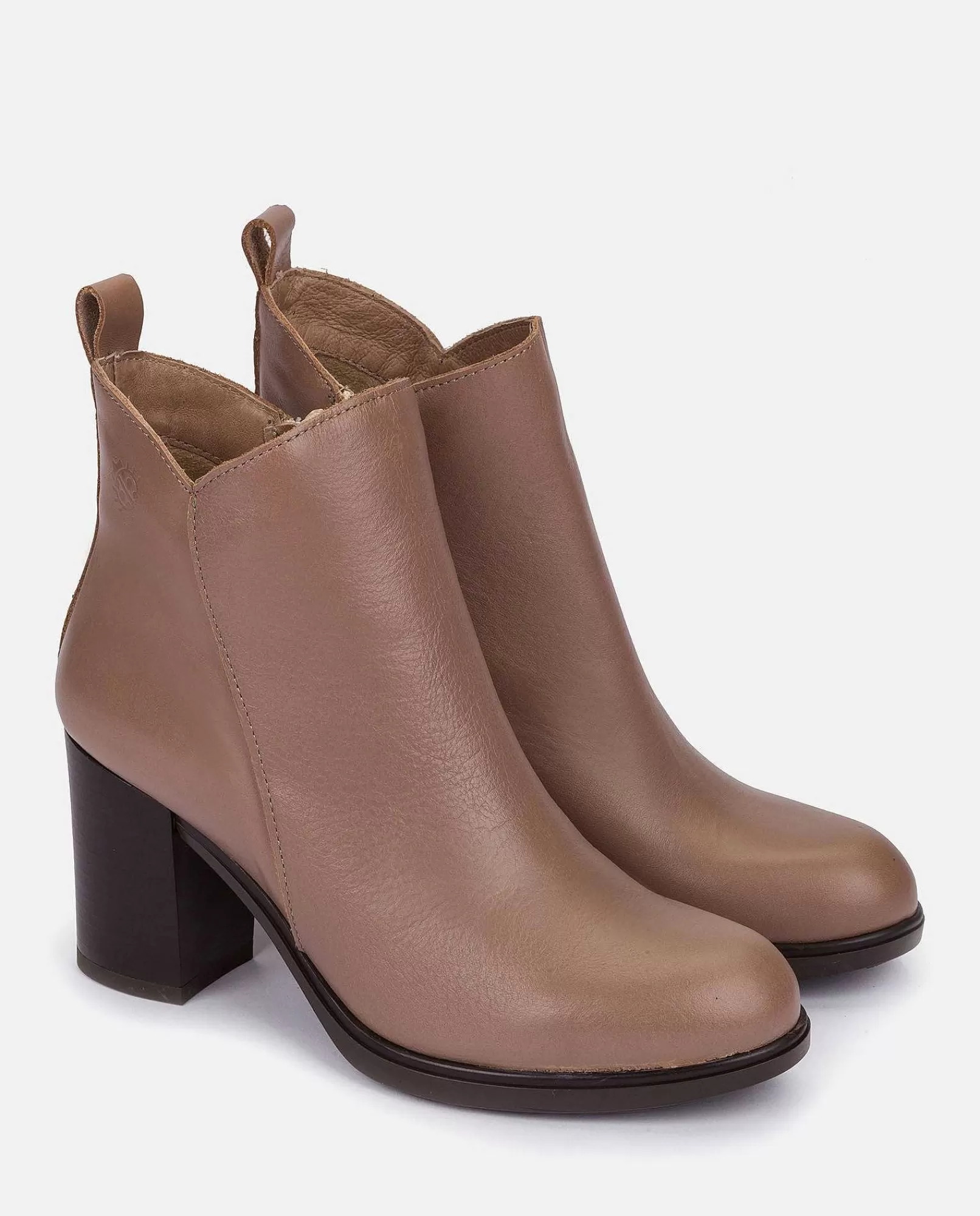 botin_de_tacon_kiel_002_rosa_2.webp Mujer Yokono Botin De Tacon Kiel 002 Rosa