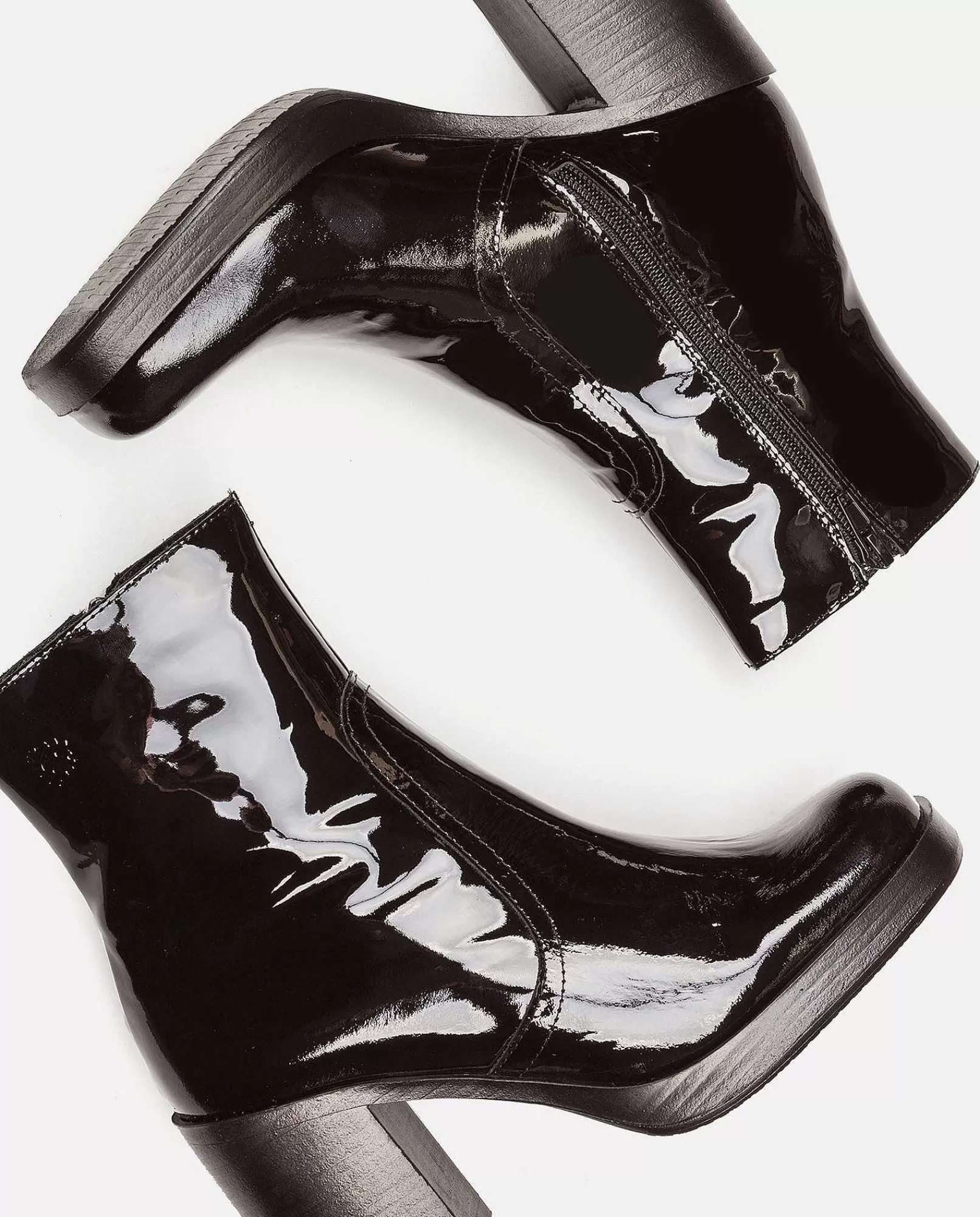 botin_de_tacon_kolin_001_negro_5.webp Mujer Yokono Botin De Tacon Kolin 001 Negro