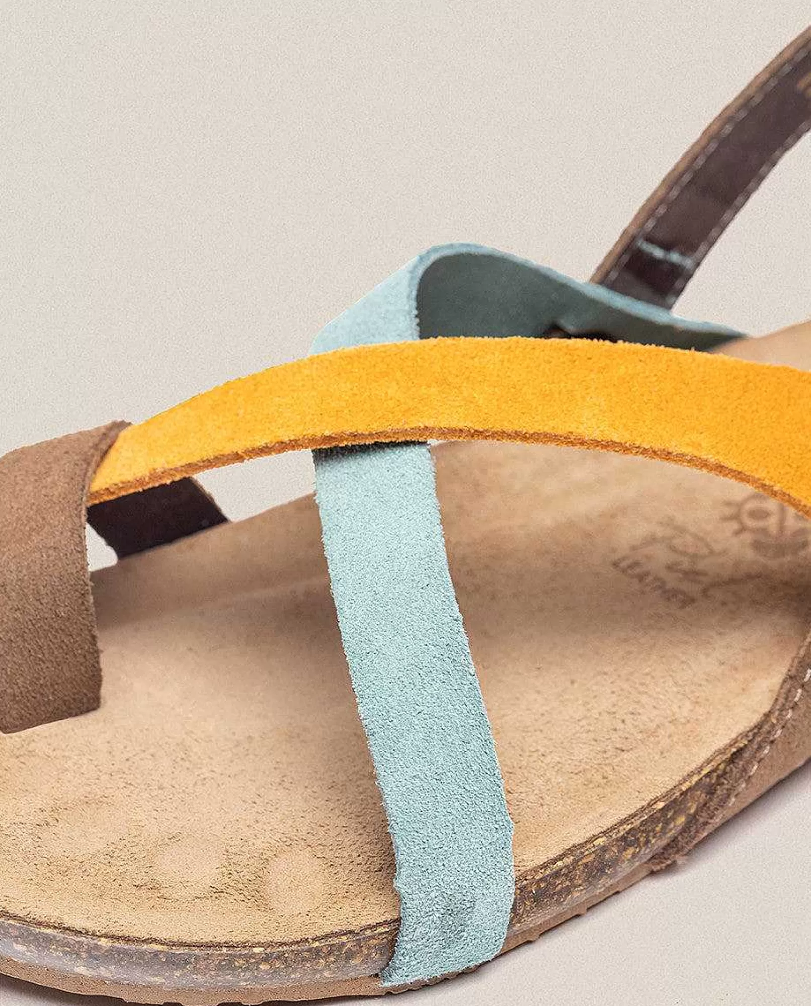 sandalia_plana_ibiza_175_naranja_3.webp Mujer Yokono Sandalia Plana Ibiza 175 Naranja